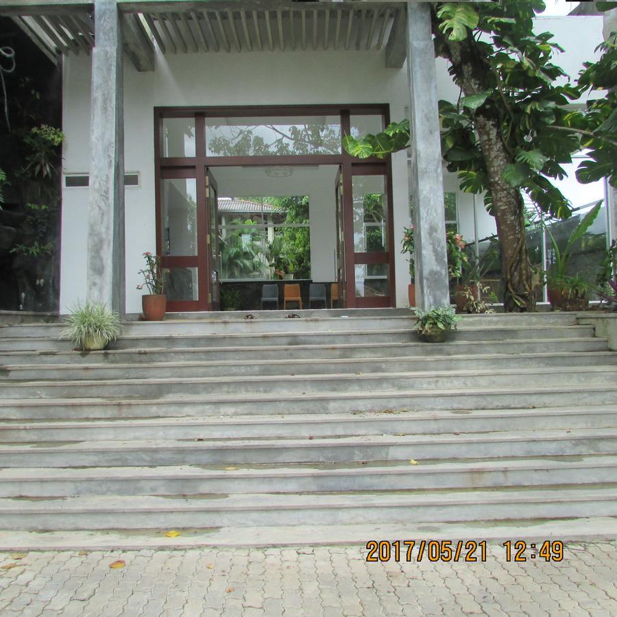 The Breeze Hotel Elpitiya (Galle) Exterior foto